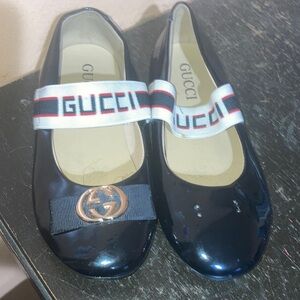 Gucci Kids Patent Black Dress Shoes with Logo Strap